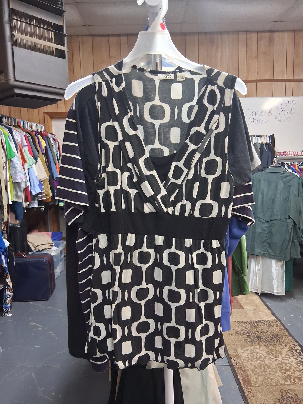 Cato Black & White Geometric Wrap-Style Womens Dress